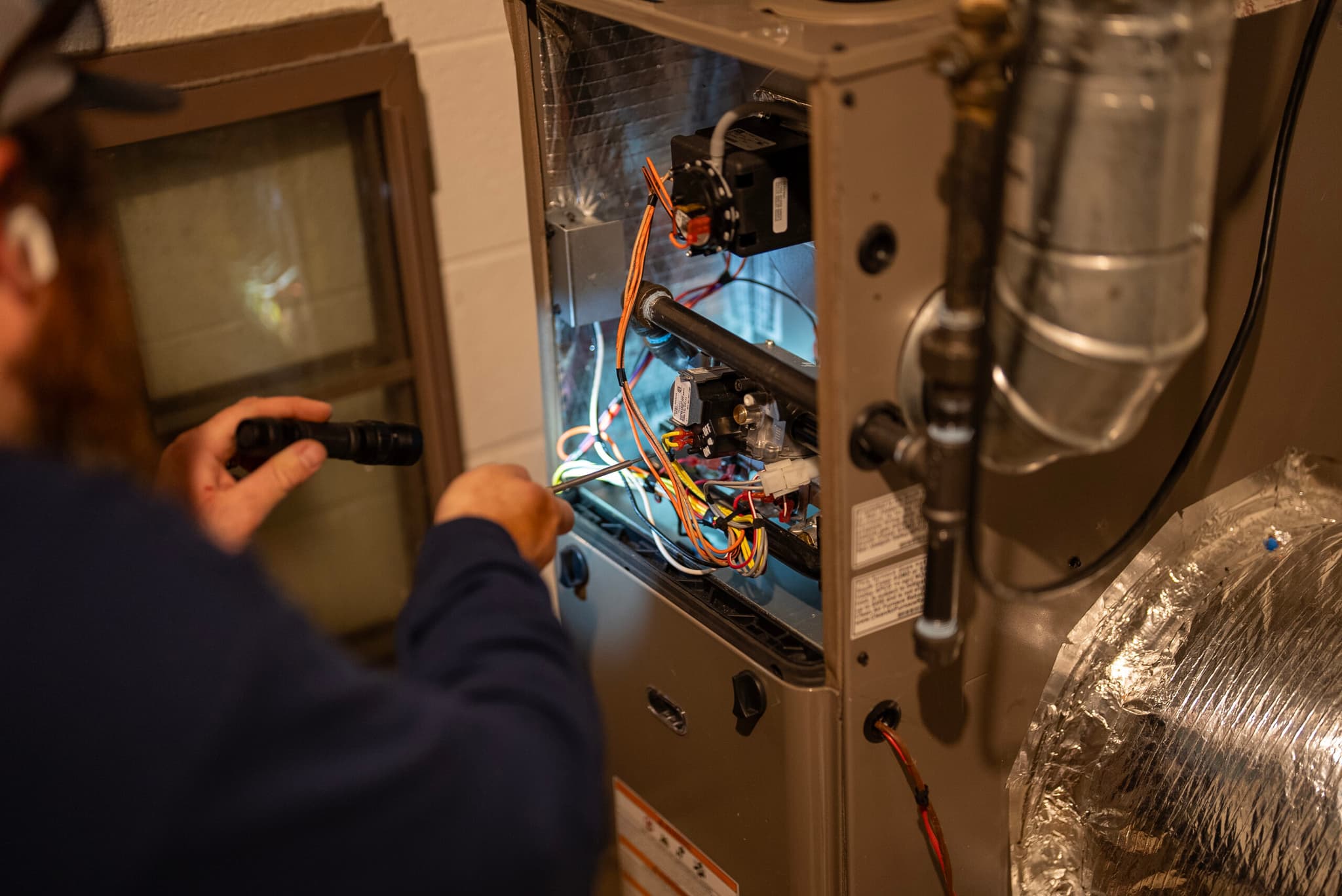 Heizung Notdienst in der Nähe für Gas-, Öl- und Elektroheizungen: Wir helfen Ihnen!