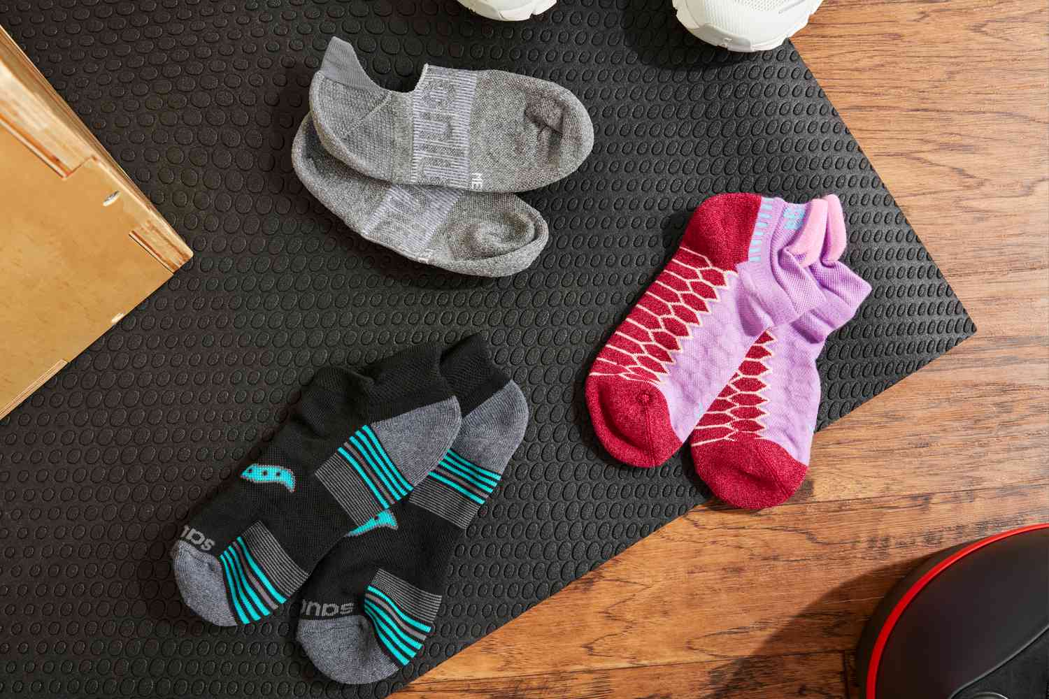 Gebrauchte Damensocken kaufen – diskret und anonym auf Hotslips